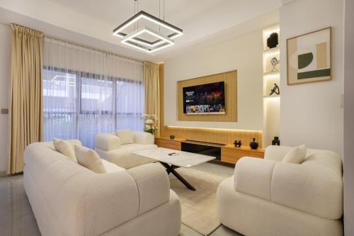 Luxury 4 BHK Villa in JVC by dPie