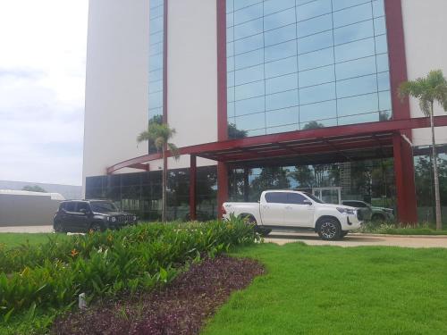 Vườn quanh Uberlândia Suítes Hotel