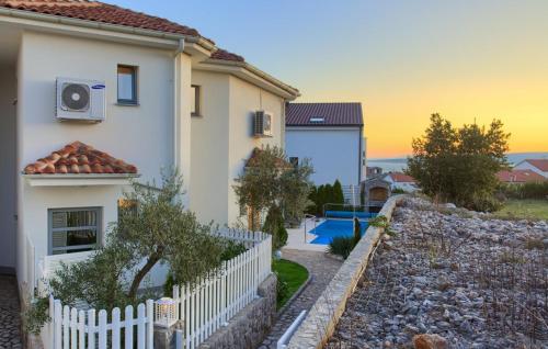 Holiday house with a swimming pool Krk - 23581