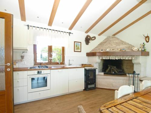 Family friendly house with a swimming pool Valbandon, Fazana - 20772