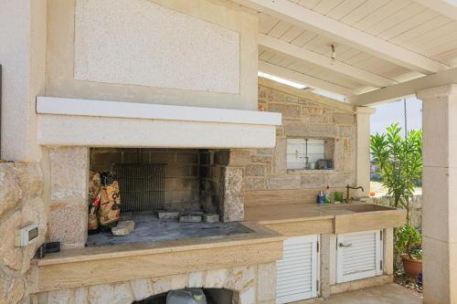 Family-friendly apartments with swimming pool Biograd na Moru, Biograd - 23754