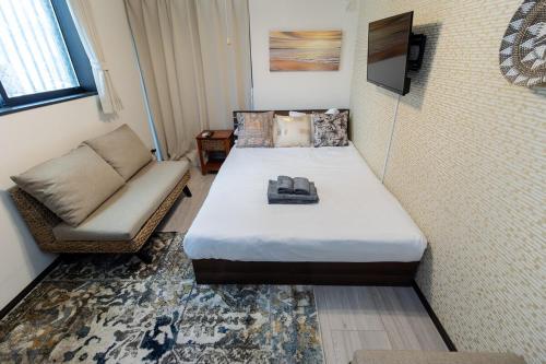 Tokyo Skytree 102 Bali-Style Double bed Bath & WC