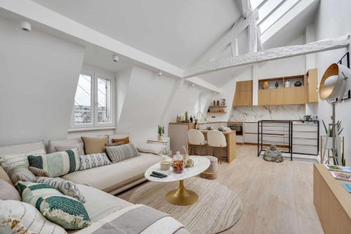 Historical apartment in the heart of Paris - 4