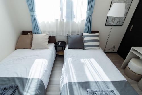 Tokyo Skytree 301 Elegance Blue Twin Room bath WC