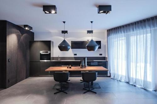 TV a/nebo společenská místnost v ubytování ON Chalet Ischgl-Mathon