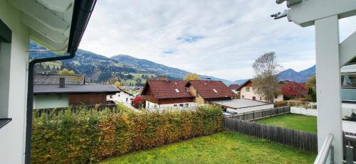 Nespecifikovaný výhled na hory nebo výhled na hory při pohledu z apartmánu