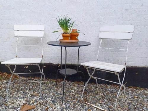 Fotografie z fotogalerie ubytování Historic Gatehouse At Søllestedgaard Manor v destinaci Søllested