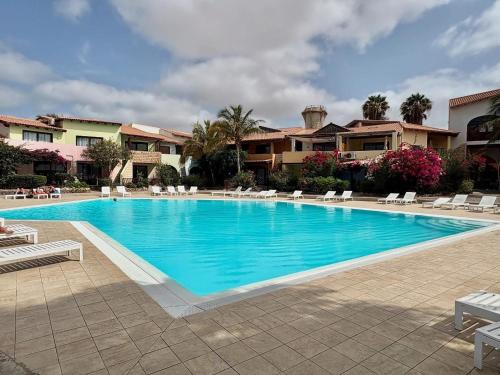 Porto Antigo, o Paraíso na ilha do Sal, no centro de Sta Maria