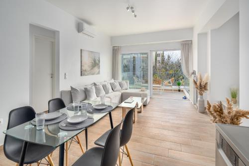 One North Living - Marousi - Pool Residence M16 by K&M