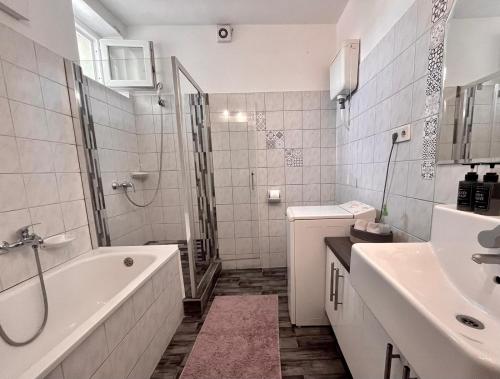 Koupelna v ubytování Aqua Apartmanok