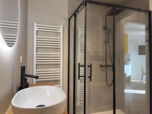 Koupelna v ubytování Bilocale moderno nel centro di Bergamo con cucina e soggiorno