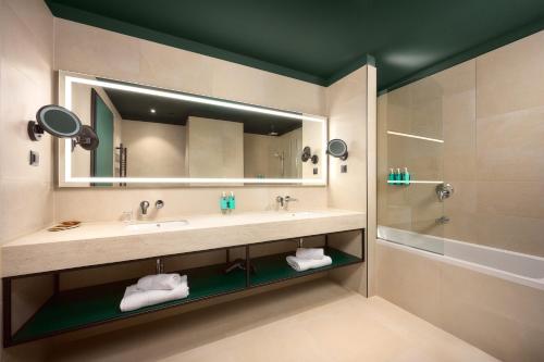 Ένα μπάνιο στο Novotel Zagreb