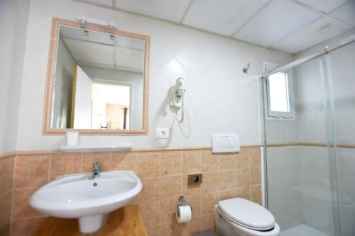 Koupelna v ubytování Book Jet - Arena Apartment Pool & WIFI alisios