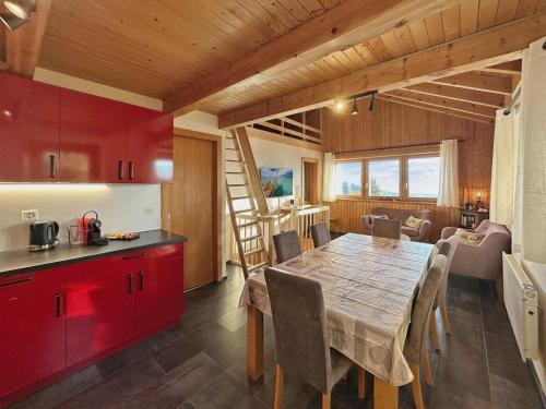 Tiny House facing the Alps - Ski in, Ski out
