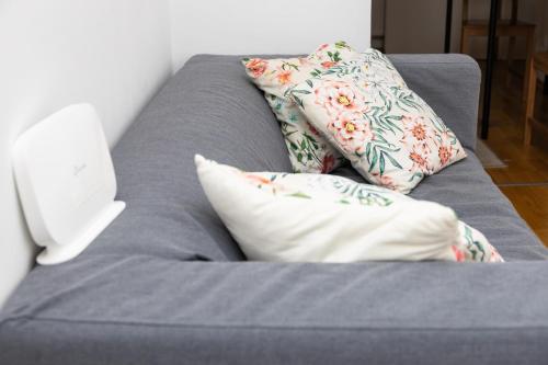 Deluxe Home 1