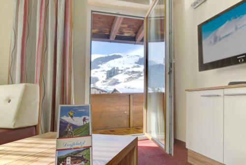 Aparthotel Dorfplatzl Garni Apartments & B&B