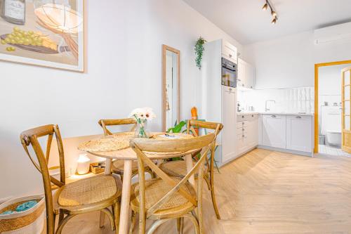 Newly Renovated Gem, Old Antibes