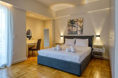 Chic and Cozy Apartment in the Heart of Glyfada