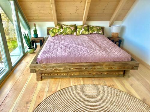 Postel nebo postele na pokoji v ubytování Breathtaking balcony to the Castle