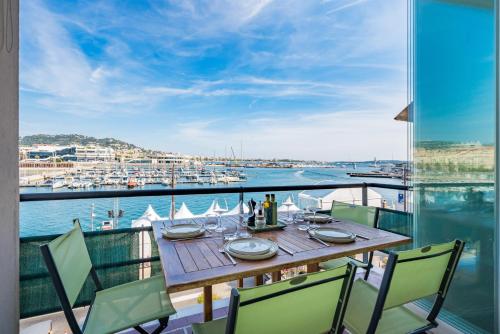 4 pièces Vieux-Port Cannes - Face au Palais des Festivals - Vue mer