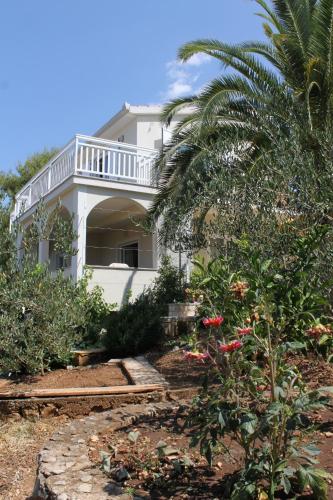 Seaside holiday house Mavarstica, Ciovo - 9206