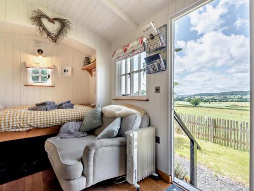 Φωτογραφία από το άλμπουμ του 1 Bed in Bitterley 44231 σε Bitterley