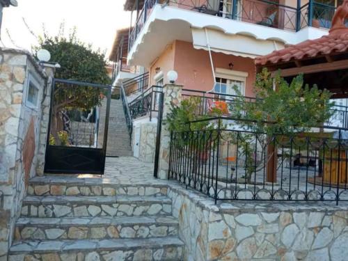 Imagen de la galería de Dimitra's Little House, en Petalidi