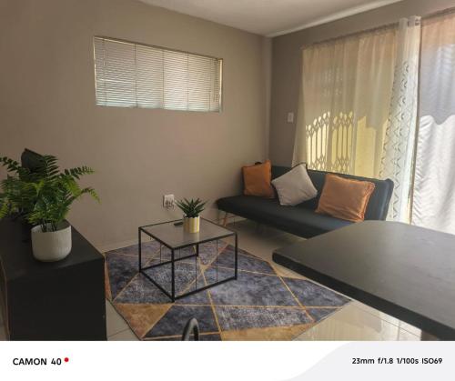 Χώρος καθιστικού στο JeffersonGuest-House