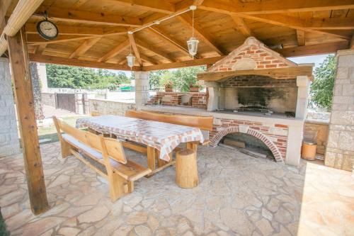 Family friendly house with a swimming pool Buici, Porec - 19720