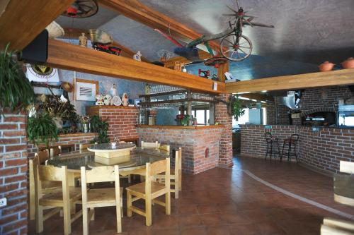 Apartments with swimming pool Caska, Pag - 4109