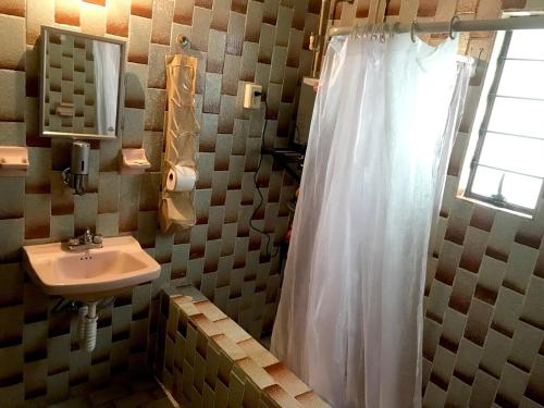 Koupelna v ubytování Rancho el Andariego and La Catrina