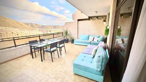 Urban Oasis in Los Cristianos by Deihu Experiences