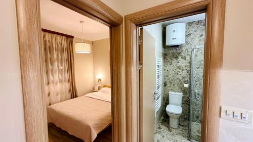 Ένα μπάνιο στο Central Station Apartments