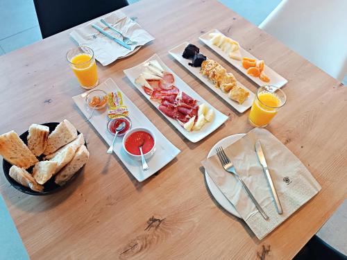 Jídlo v hotelu nebo okolí