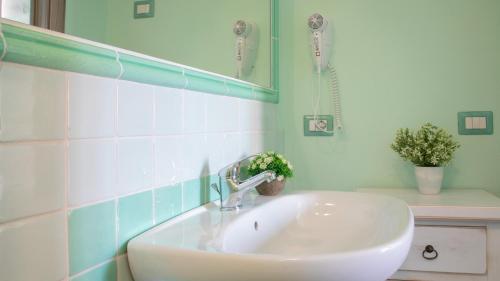 Koupelna v ubytování Sardinian Gallery Fonte