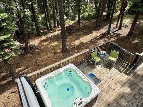 Φωτογραφία από το άλμπουμ του Palisades, Lake Tahoe, Tahoe City, Hot Tub, Dogs OK σε Tahoe City