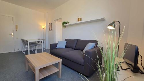 LX137 1-Bedroom - Downtown Nice - Mobility Lease