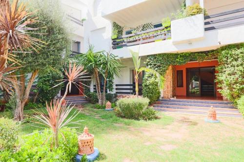 Φωτογραφία από το άλμπουμ του Beach apartment with pool Skhirat beach σε Skhirat