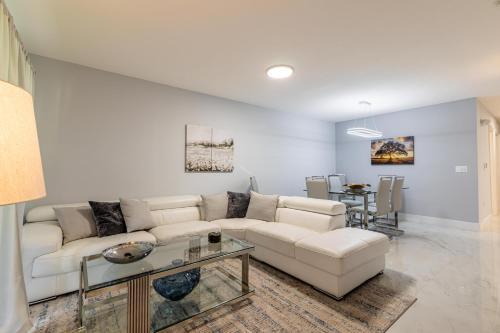 Family-Friendly Apartment Near Disney & Universal photo 6