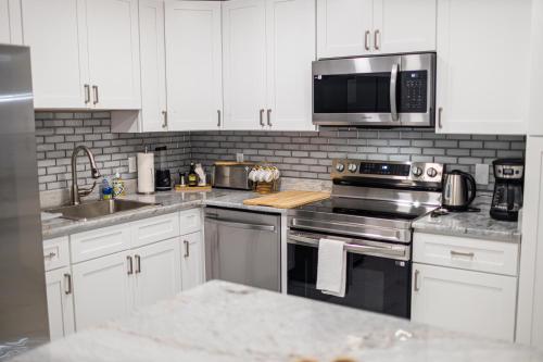 Family-Friendly Apartment Near Disney & Universal photo 15