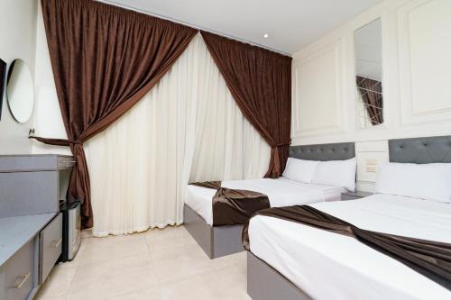 Grand City Palace Hotel