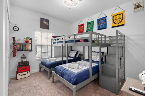 Free waterpark private heated pool near Disney photo 24