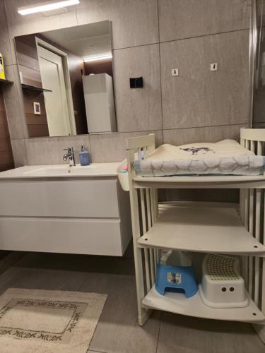 Ένα μπάνιο στο Familievennlig