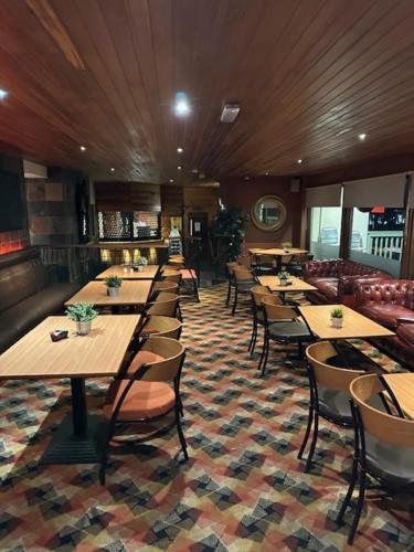 Εστιατόριο ή άλλο μέρος για φαγητό στο west park hotel PVT ltd