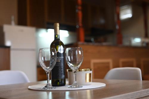 Ποτά στο River apartman Paraćin