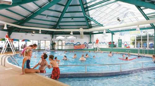 Επισκέπτες που μένουν στο Golden Skys Getaways Weymouth