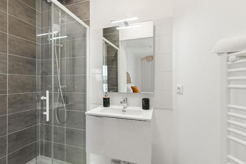 Grand appartement moderne et lumineux 23