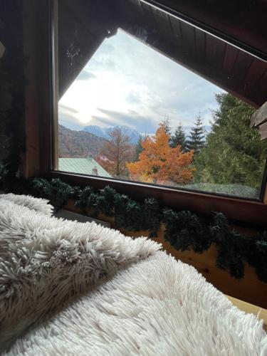 En generel udsigt til bjerge eller udsigt til bjerge taget fra feriehuset