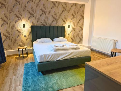 Postel nebo postele na pokoji v ubytování Byzanthin rooms