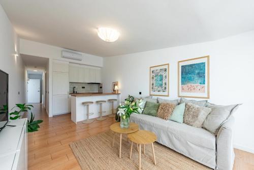 Renovated Sea View Apt 150m from El Cristo Beach